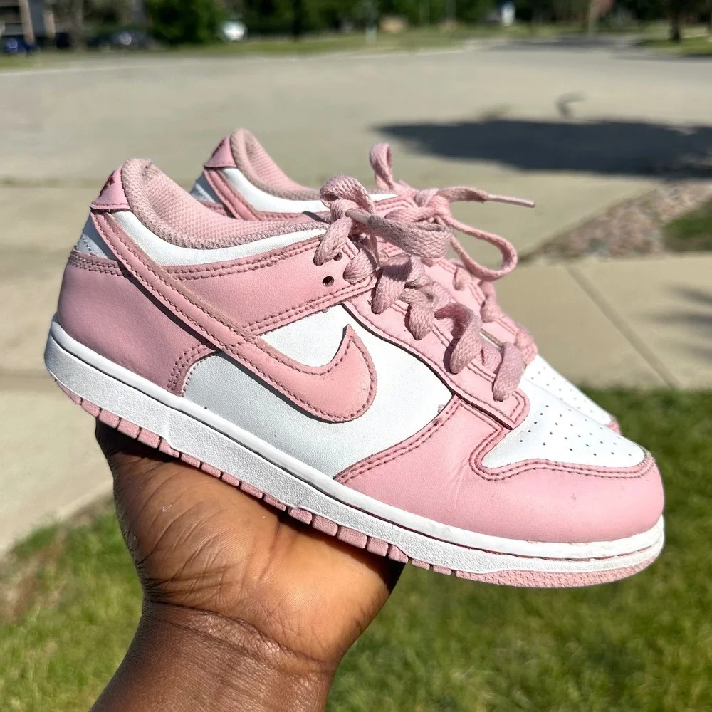 Nike Dunk Low Little Kids Athletic Shoes Size 2.5Y White Medium Soft Pink